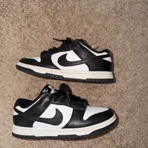 Nike Panda Dunks